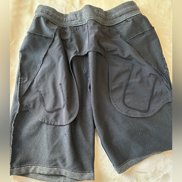 Lulu Lemon lounge shorts - Picture 4 of 4